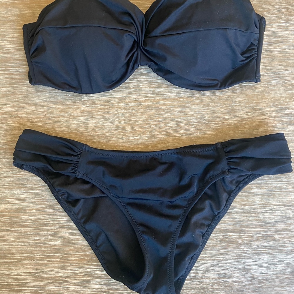 Victoria’s Secret Black The Knockout Bikini Size Small